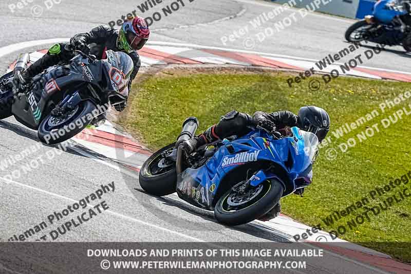 donington no limits trackday;donington park photographs;donington trackday photographs;no limits trackdays;peter wileman photography;trackday digital images;trackday photos